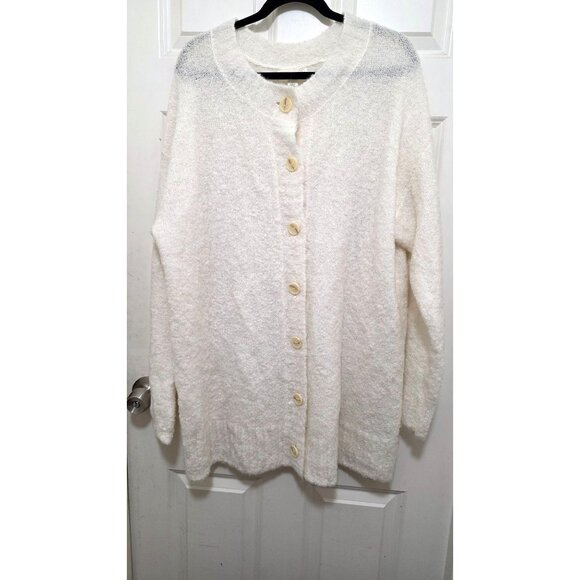 Treasure & Bond Ivory Cozy Boucle Button-Up Cardigan Sweater L Soft Textured Kni - Picture 2 of 7
